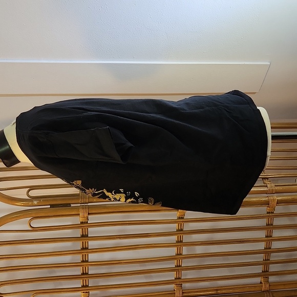 Witchy tee shirt size XL Gildan brand black gold colors - Picture 5 of 9